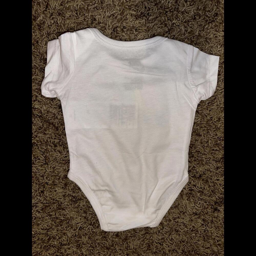 Nike Infant (Girl’s) 3 Piece Romper Bodysuits Set - Picture 6 of 12